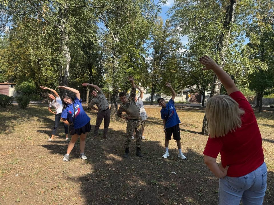 Иван Адамец: МЫ за ЗОЖ!. Сегодня, 6 августа сектором по делам молодёжи, культуры и спорта совместно с активистами Молодой Гвардии Единой России, была проведена акция, которая направлена на пропаганду спорта и здорового...