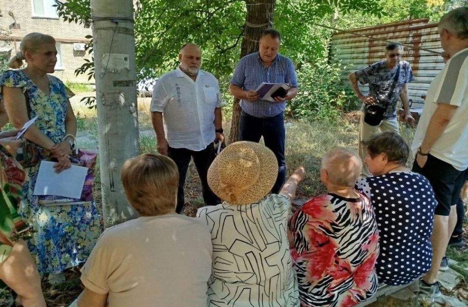 Валентин Левченко: По поручению Главы ДНР Дениса Пушилина состоялась встреча с населением