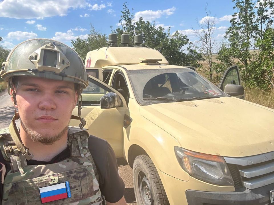 Александр Волошин: #ГероиДонбасса. Даниил Григорь – боец, волонтер, защитник права выбора «Страшно всем. Не страшно только дуракам»