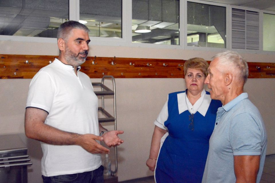 Алексей Дорофеев: Во исполнение поручений Главы Республики сегодня посетил легендарное донецкое Училище олимпийского резерва имени Сергея Бубки