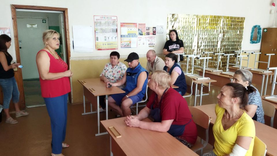 Юрий Будрин: Сегодня, 08 августа 2025 года, по поручению Главы Республики Дениса Пушилина, в рамках проекта "Управдом", реализуемого Единой Россией, в Кировском районе г. Донецка прошла встреча с трудовым коллективом ГБОУ...