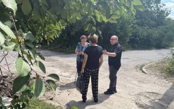  :   ,         ,    :             ...