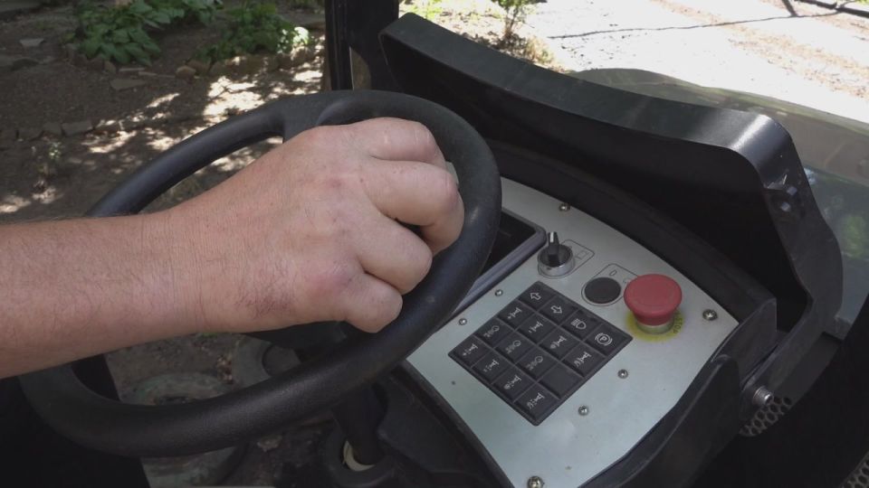 В Донецке продолжается обновление внутриквартальных дорог, направленное на улучшение инфраструктуры города