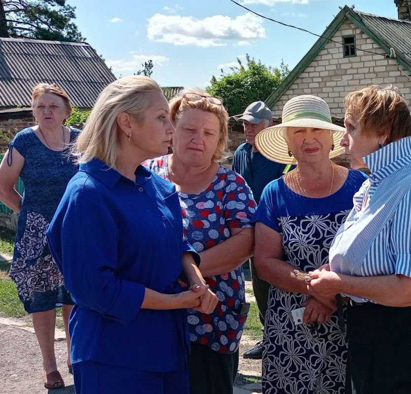 Наталья Бегуненко: По поручению Главы ДНР Дениса Пушилина в Петровском районе продолжаются встречи с населением