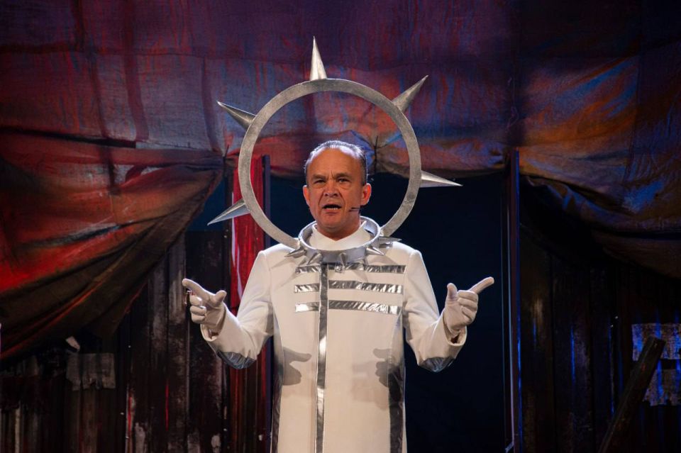 Репертуар Донецкого молодежного театра пополнился новым новым спектаклем