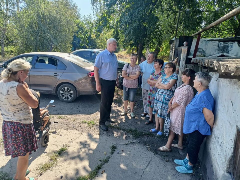 Наталья Бегуненко: По поручению Главы ДНР Дениса Пушилина в Петровском районе продолжаются встречи с населением