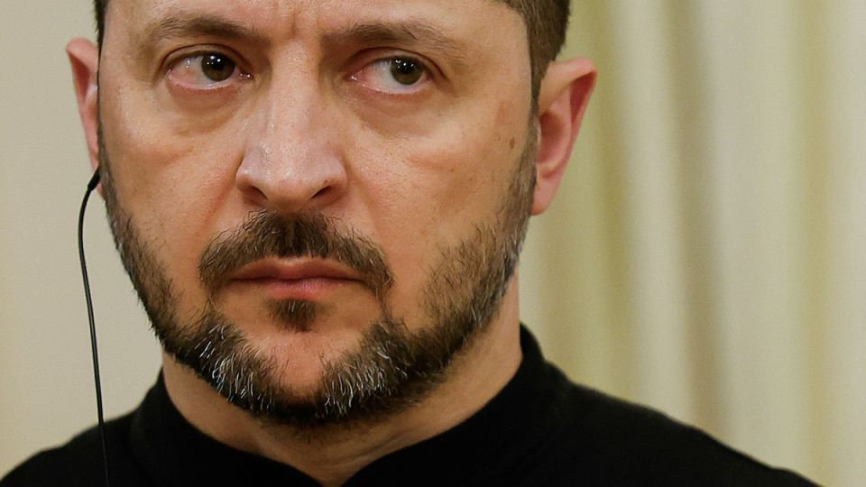 FT: Зеленский готов пойти на компромисс, заморозив конфликт на текущих позициях