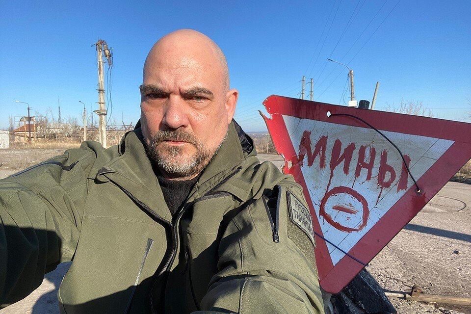 Военкор «КП» Дмитрий Стешин чуть не лишился зрения из-за воды в Донецке: журналист обвиняет во всем Украину