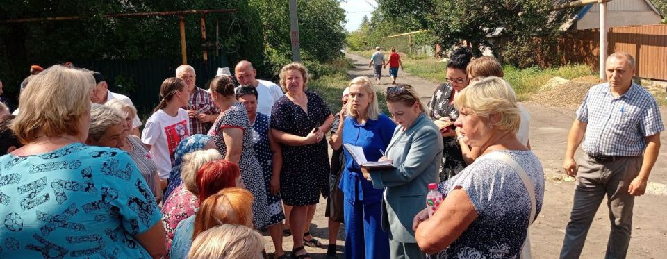 Наталья Бегуненко: По поручению Главы ДНР Дениса Пушилина в Петровском районе продолжаются встречи с населением