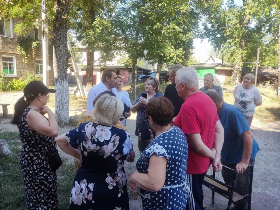 Юрий Будрин: Сегодня, 21 августа 2025 года, по поручению Главы Республики Дениса Пушилина, в Кировском районе города Донецка заместитель руководителя Управы Александр Дёмин провел встречу с жителями по адресу: ул. Уральская...