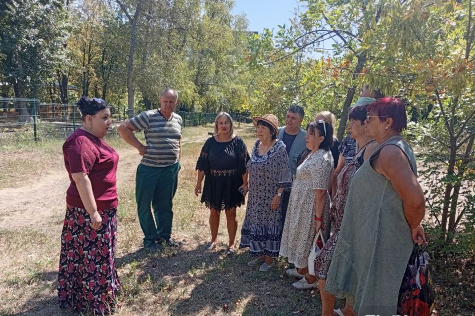 Юрий Будрин: Сегодня, 21 августа 2025 года, по поручению Главы Республики Дениса Пушилина, в Кировском районе города Донецка лидер общественного мнения Кащишина Ольга провела встречу с жителями по адресу: ул. Замоскворечная...