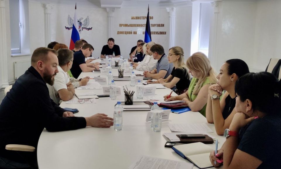 Заместитель Министра промышленности и торговли Российской Федерации Иван Куликов посетил Донецкую Народную Республику