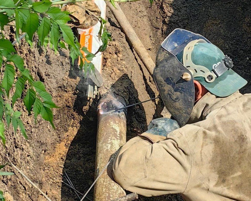 В Харцызске продолжаются ремонтные работы на объектах водоснабжения