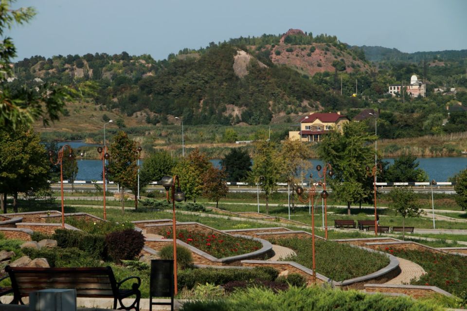 Число участников свободной экономической зоны достигло 400