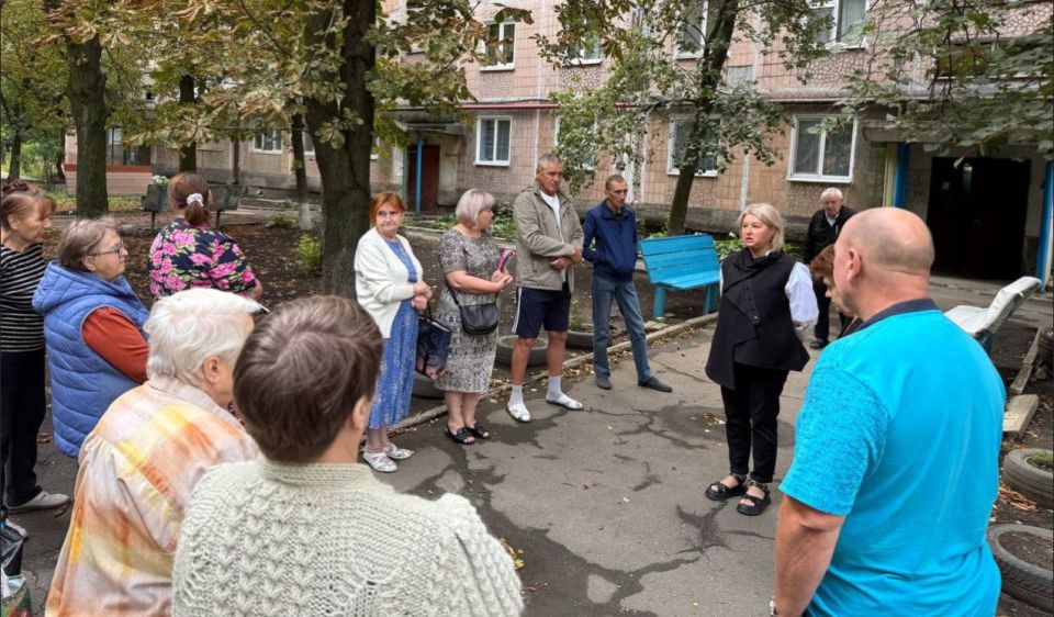 Наталья Бегуненко: По поручению Главы ДНР Дениса Пушилина в Петровском районе продолжаются встречи с населением