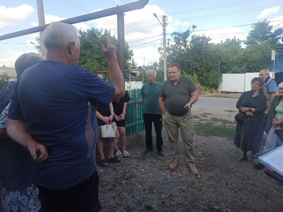 Валентин Левченко: Провел встречу с жителями поселка Щегловка