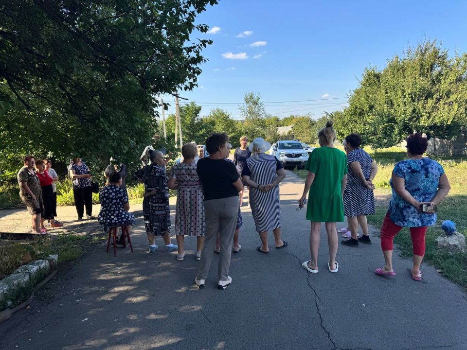 Елена Рязанцева: Встреча с жителями улицы Баррикадная: диалог по решению насущных проблем