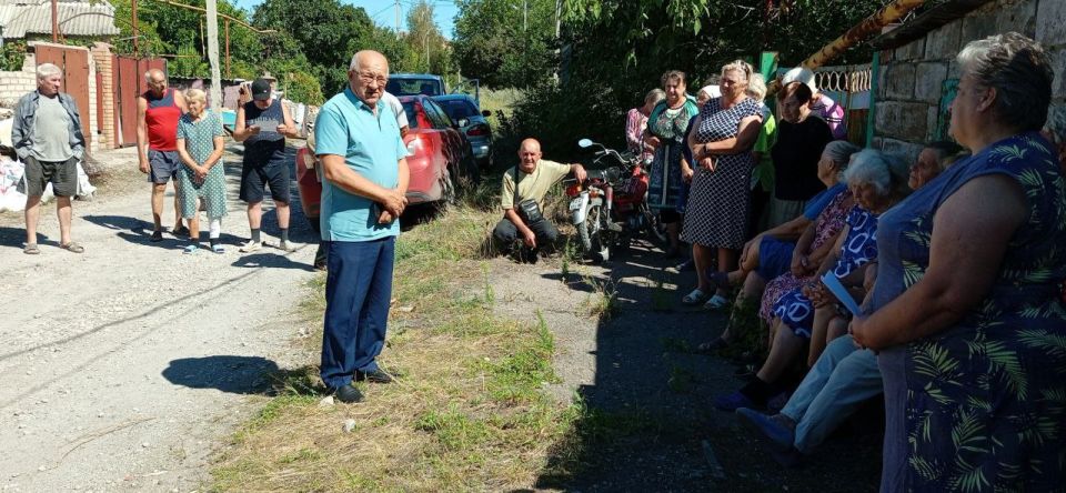 Наталья Бегуненко: По поручению Главы ДНР Дениса Пушилина в Петровском районе продолжаются встречи с населением