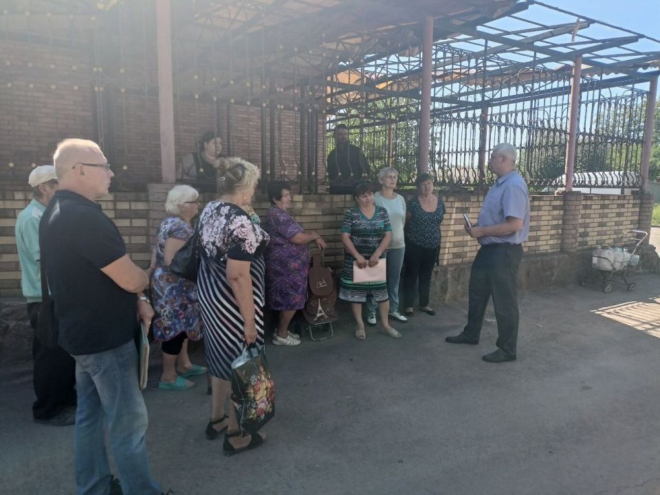 Наталья Бегуненко: По поручению Главы ДНР Дениса Пушилина в Петровском районе продолжаются встречи с населением