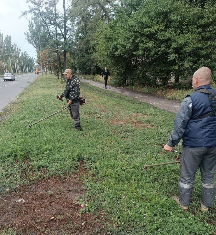 Наталья Бегуненко: Сотрудники коммунальных предприятий приняли активное участие в акции Чистый четверг
