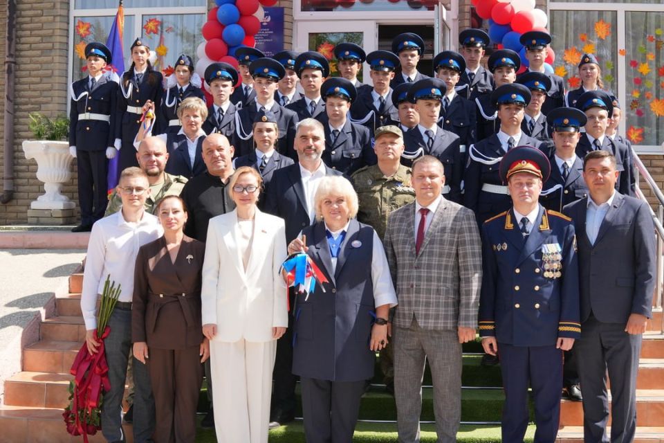 Олег Трофимов: ДНР праздничными линейками отметили День знаний