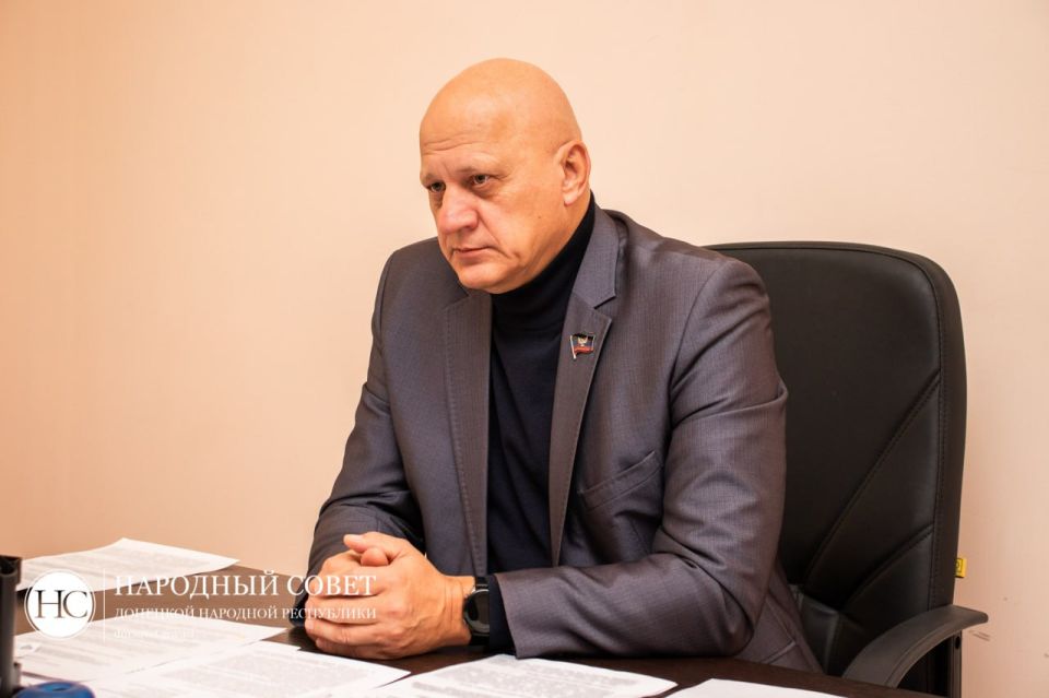 Андрей Крамар: Фракция ЛДПР в парламенте нашей Республики продолжает свою работу