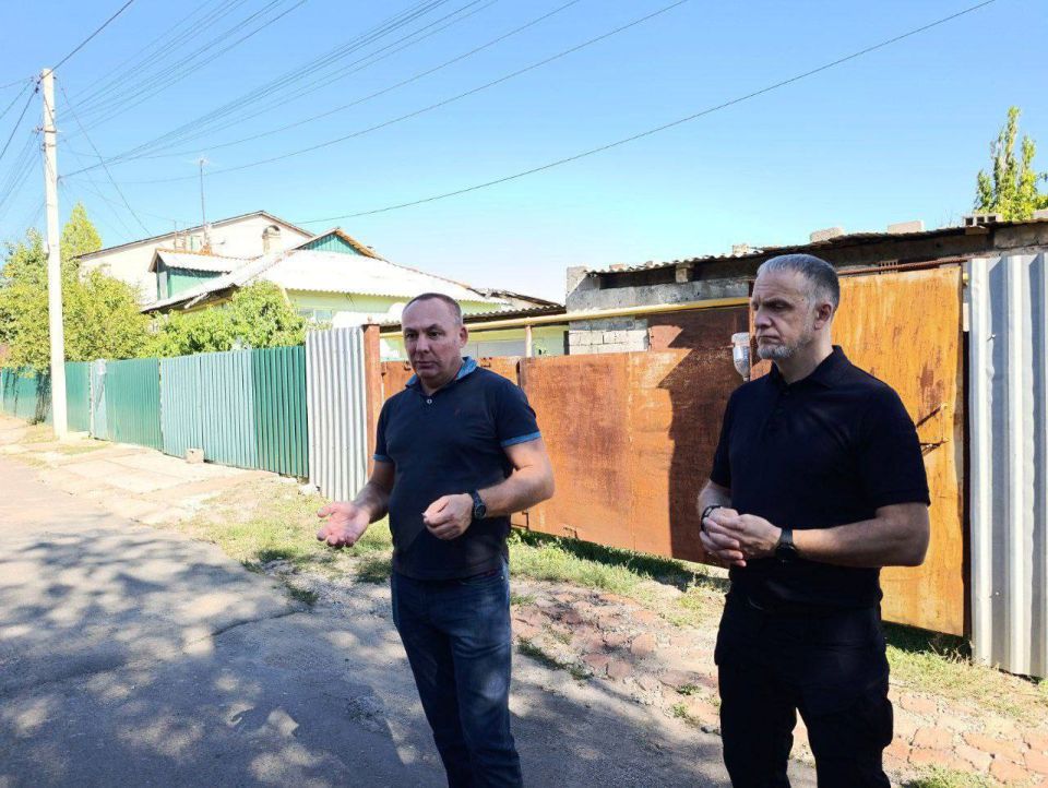 Михаил Меренков: Сегодня совместно с депутатом Донецкого городского совета Николаем Тимченко провели встречу с жителями микрорайона «Мушкетово-Вертикальный»