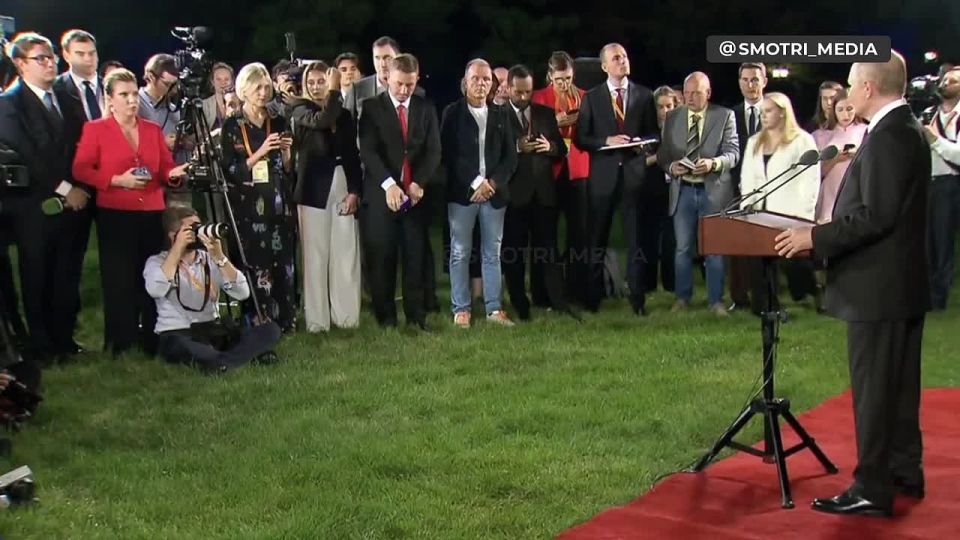 Путин о мирных переговорах: «Есть определенный свет в конце тоннеля, если нет – нам придется решить все поставленные перед нами задачи вооруженным путем»