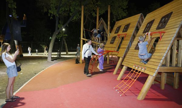 Захарова: Киев срывает любые попытки мирного урегулирования конфликта