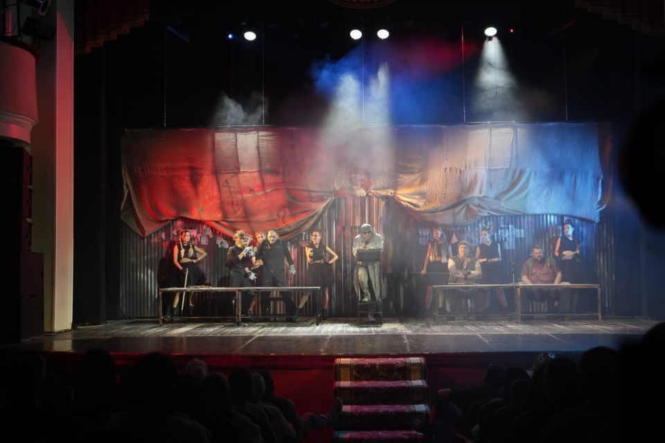 Сезон Донецкого РАМТА начинается с премьер