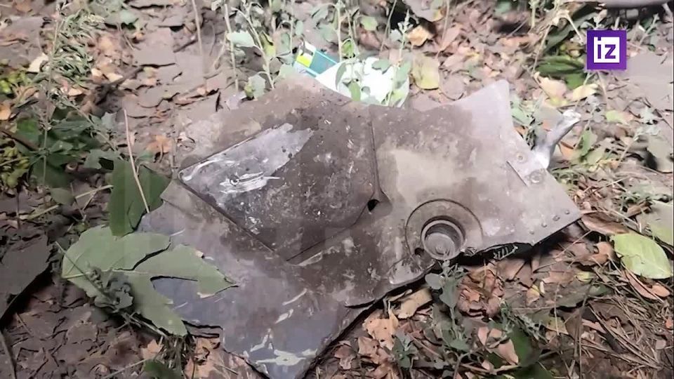 Донецкая школа повреждена в результате падения обломков ракет ВСУ