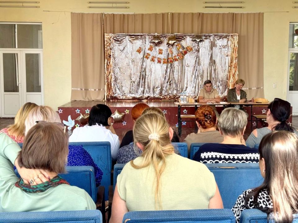 Елена Рязанцева: Диалог с людьми: почему встречи с трудовыми коллективами — это важно и нужно