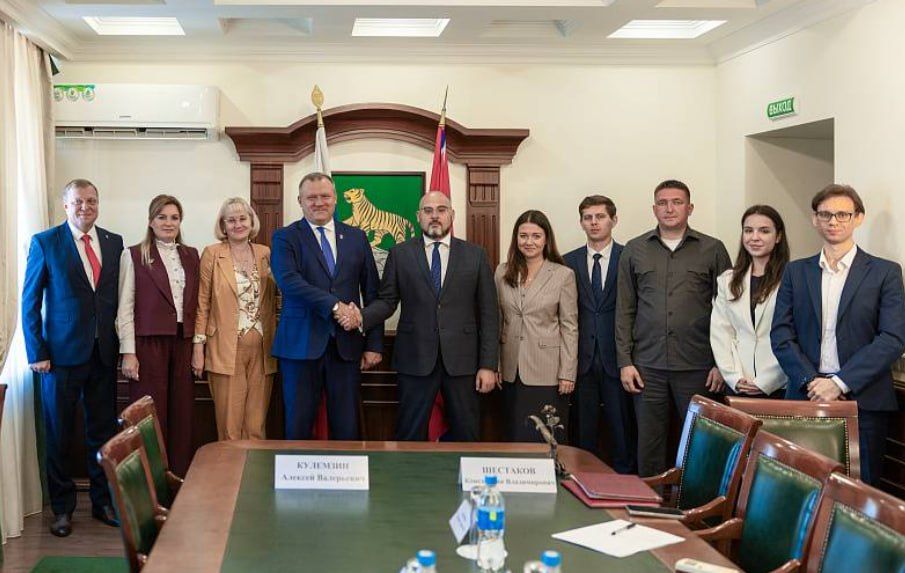 ������ � ����������� ����� ��������-�����������