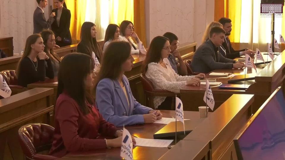 Состоялось пленарное заседание Молодежного Парламента Донецкой Народной Республики