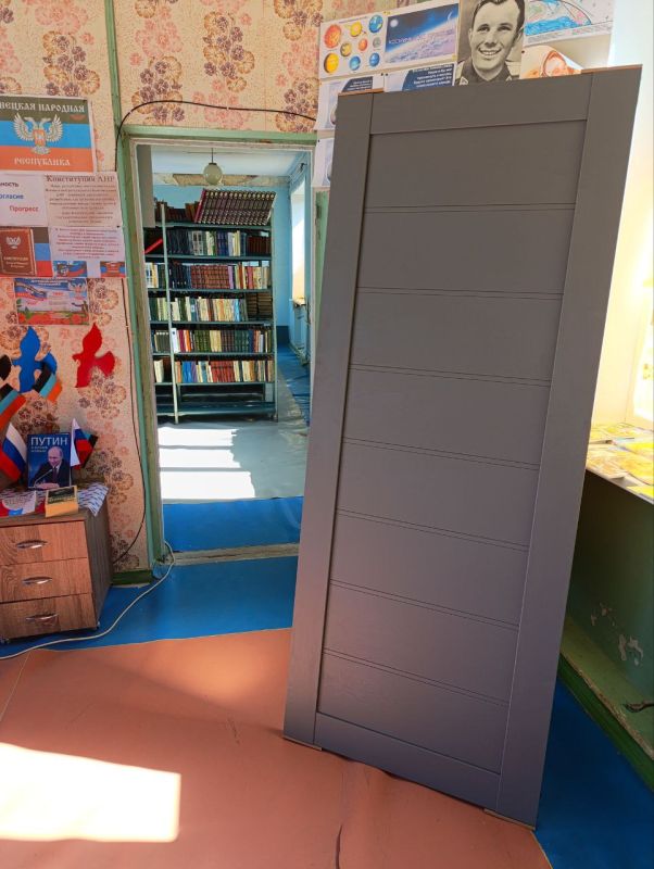 Денис Машков: Следуя поручению Главы Донецкой Народной Республики Дениса Пушилина, 20 августа была организована встреча с коллективом Дома культуры в селе Ровнополь Волновахского муниципального округа