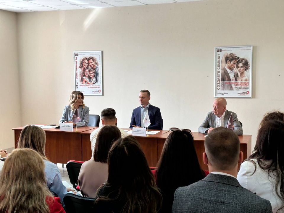 �������� ������: �� ��������� ����� ���������� ������ �������� ����� ���������� ������ � ��������� ������������, �������� �������: �� �������� ��������� ���������� �������, ����������� ���������� ��� �� ������������ �������