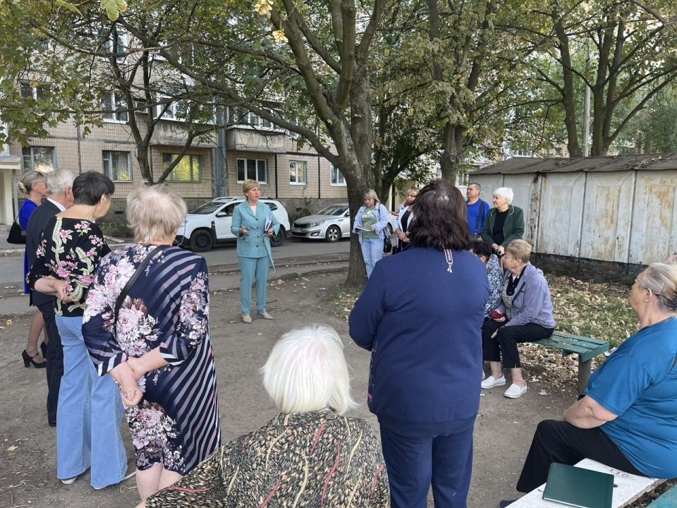 Елена Рязанцева: Диалог с жителями в Пролетарском районе