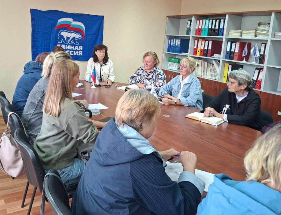 Валентин Левченко: В Киевском районе города Донецка продолжается работа по популяризации территориальных органов местного самоуправления (ТОС)