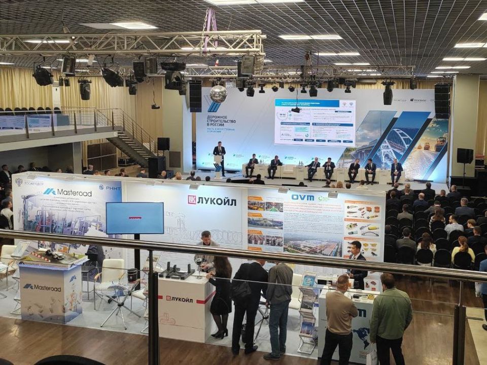 Денис Машков: 18 сентября в Санкт-Петербурге открыла работу Конференция и выставка «Дорожное строительство в России: мосты и искусственные сооружения»