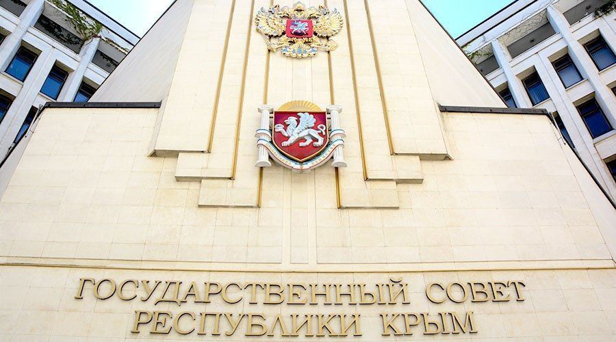 Константин Кузьмин: Сердечно поздравляю коллег с Днём Государственного Совета Республики Крым