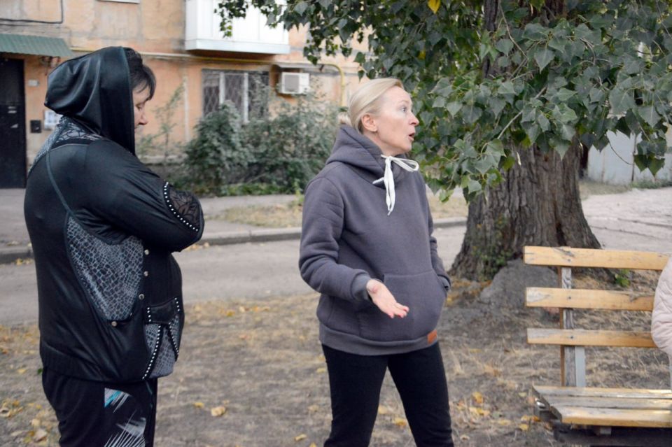Заместитель Председателя Народного Совета ДНР Алексей Дорофеев (фракция «Новые люди») провел сход граждан в Ленинском районе Донецка