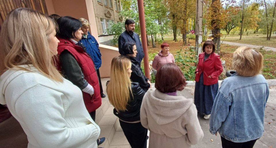 Валентин Левченко: Заместитель руководителя Управы Елена Повалий провела встречу с педагогическим коллективом школы №56