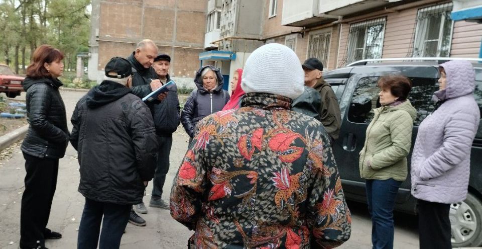 Наталья Бегуненко: По поручению Главы ДНР Дениса Пушилина в Петровском районе продолжаются сходы с жителями района