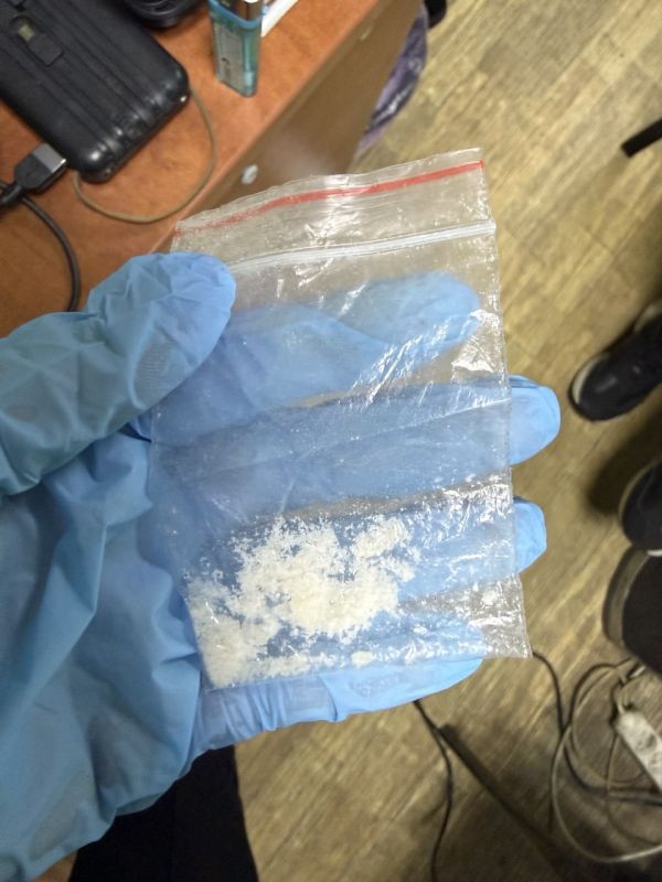 В столице Республики полицейские выявили факты незаконного хранения наркотиков