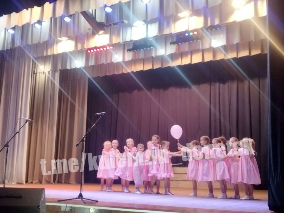 В учреждениях культуры нашего города прошли яркие и трогательные мероприятия, посвящённые Дню учителя — участники выразили искреннюю благодарность педагогам за их труд, терпение и вдохновение, которые они дарят каждый день!