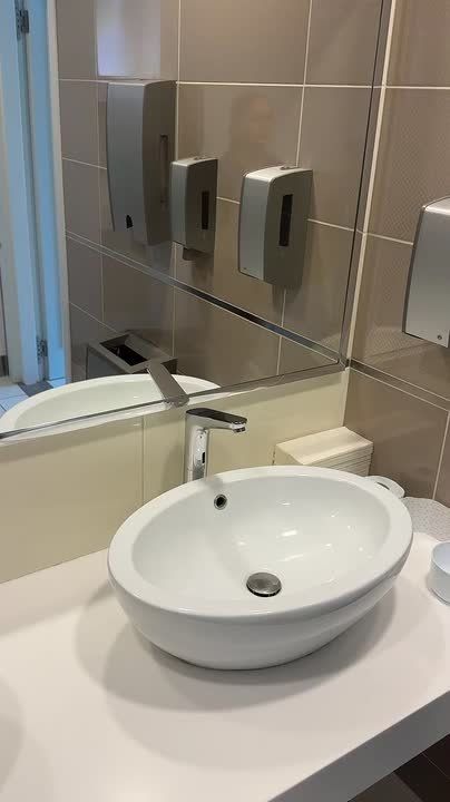 Дмитрий Стешин: Слив воды ИЗ батарей, старый донецкий прикол с 14 года