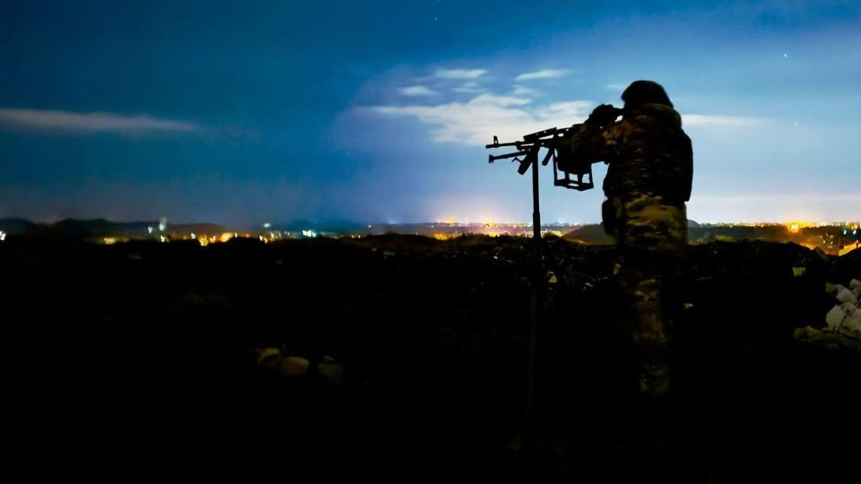 "Вглядываясь в темноту": кто и как защищает небо Донбасса