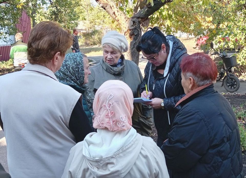 Наталья Бегуненко: По поручению Главы ДНР Дениса Пушилина в Петровском районе продолжаются встречи с населением