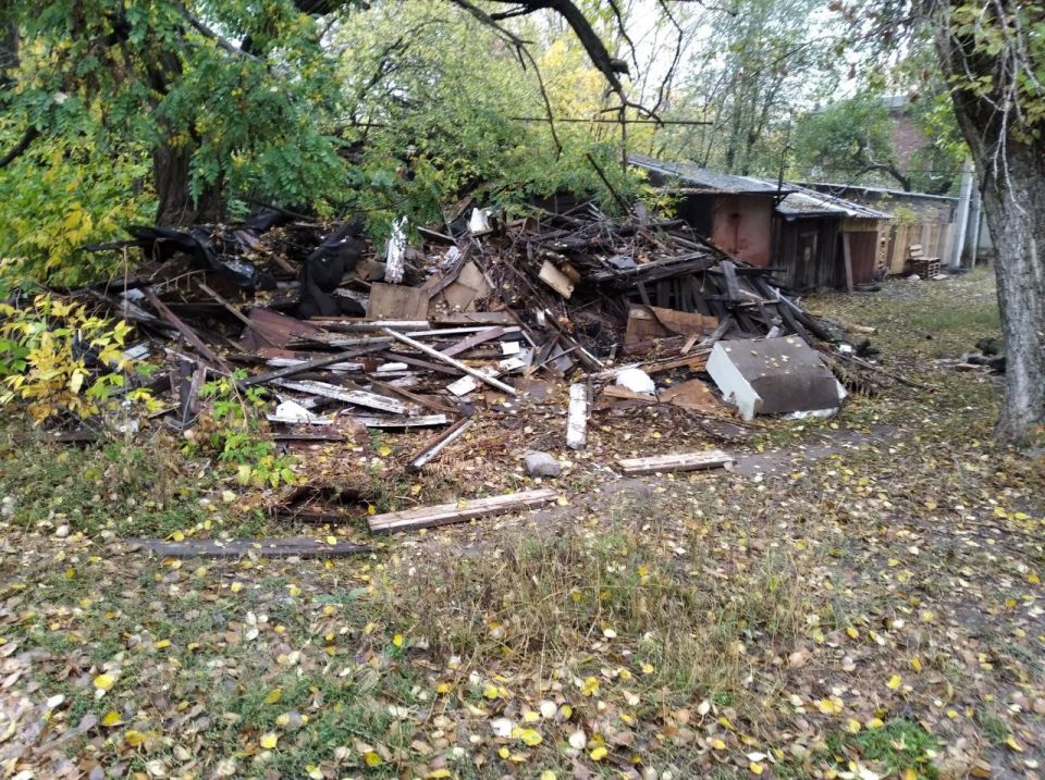 Елена Синецкая: С целью поддержания района в надлежащем санитарно-техническом состоянии, Управой Калининского внутригородского района совместно с предприятием ГУП ДНР «Донснабкомплект» регулярно проводятся работы по...