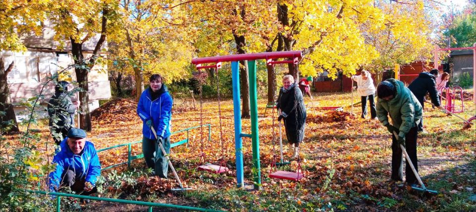 Наталья Бегуненко: Петровский район продолжает принимать участие в еженедельной акции Чистый четверг по проекту «Городская среда» партии Единая Россия